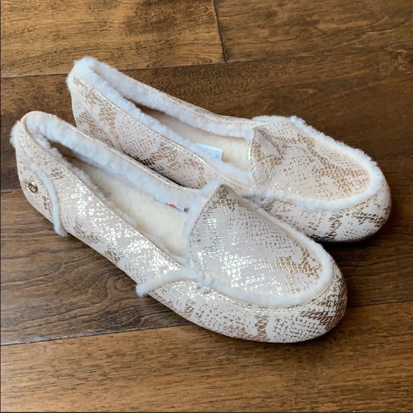 ugg hailey metallic slipper